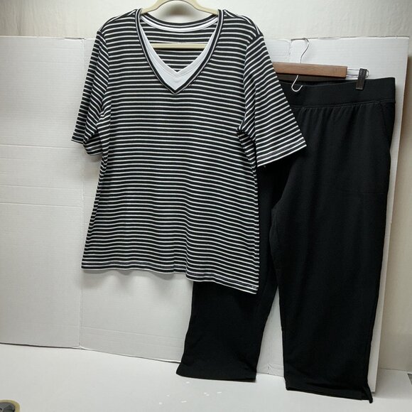 Large Set Sport Savvy Striped/Solid French Terry Short Sleeve & Crop Pant Set - Picture 1 of 13